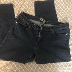 New York & Co skinny Dark blue capris jeans
